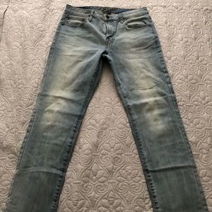 American Eagle Jean